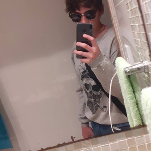 View lucaxz_