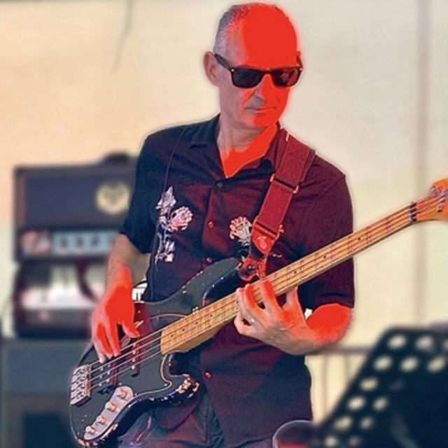 View gil_bass_44600