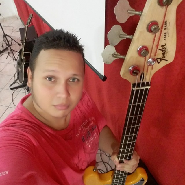 View Erick Felipe