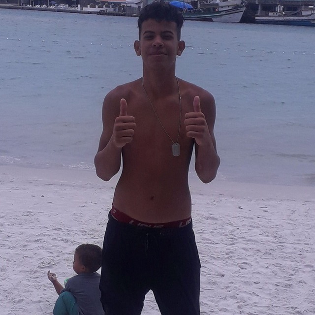 View Luis