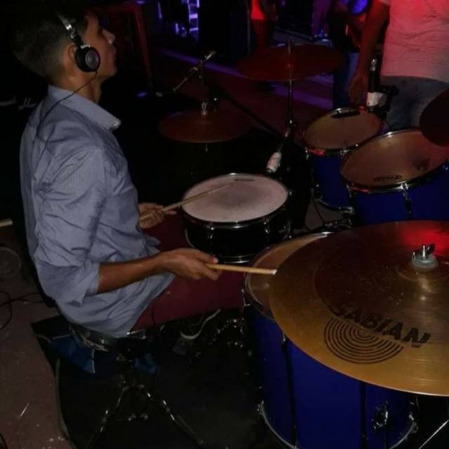 View Rafael drums