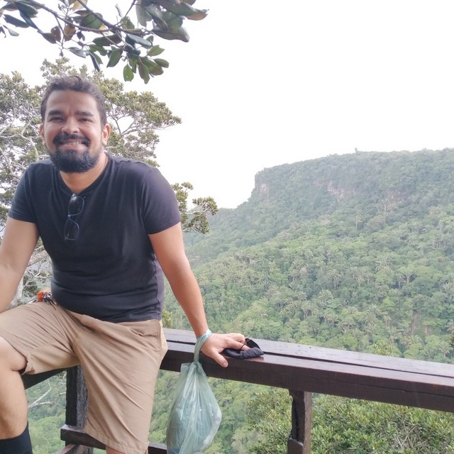 View Fernando Ribeiro