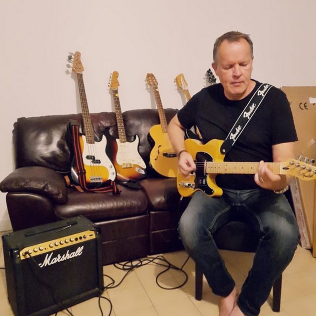 View chrisguitarstyle