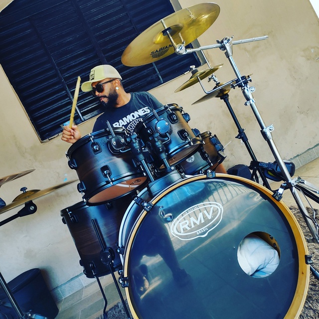 View Wellington Drummer