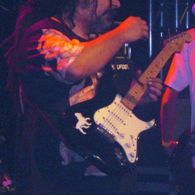 View Caio  Bernardes