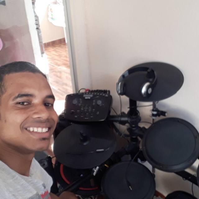 View GUSTAVO TEIXEIRA PEREIRA
