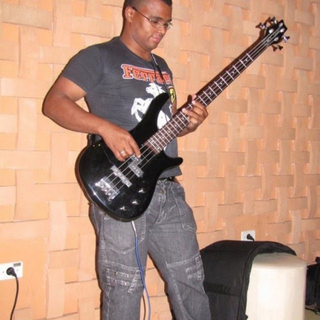 markosBass