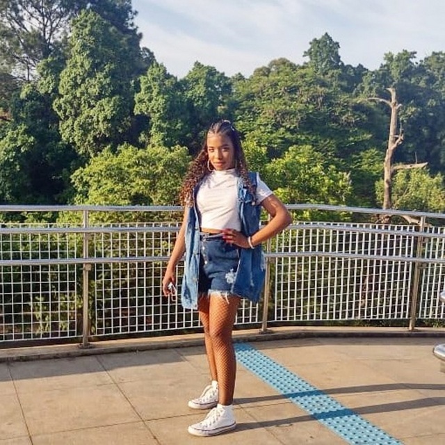 View Clarinha Alves Oficial