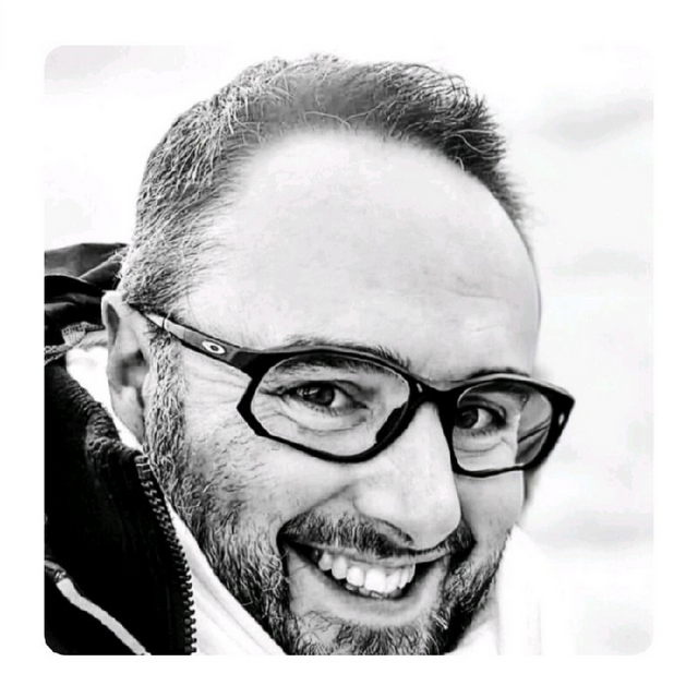 View Karl-Batteur