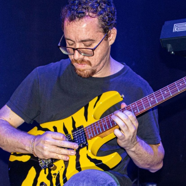 View ArielTeixeira1985