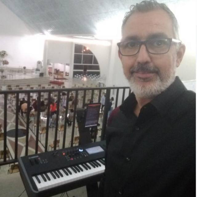 View giuliano_coelho