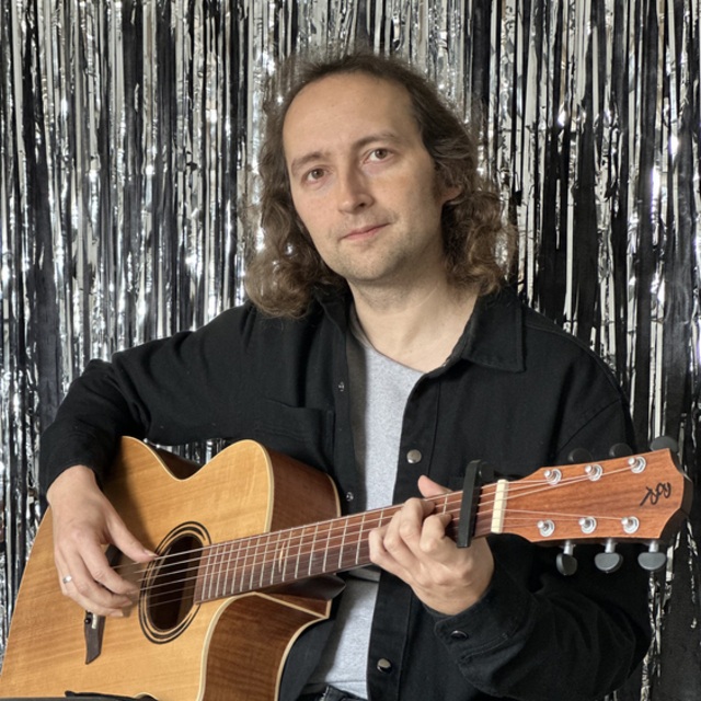 View lukashov_guitar
