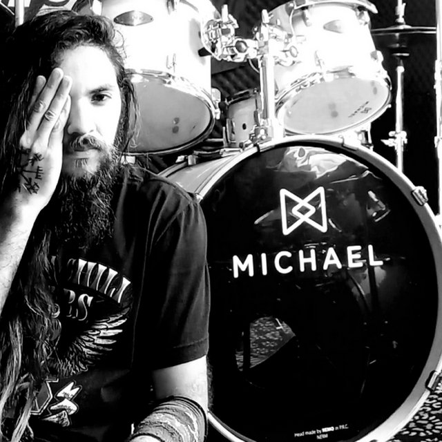 View francesco Cobain Drums