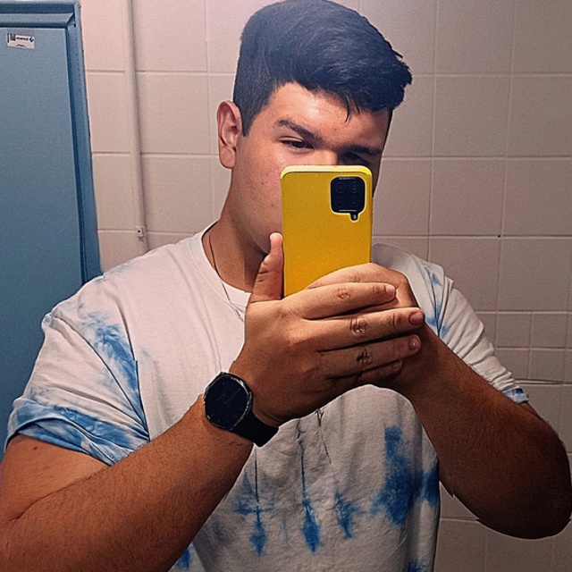 View BRUNO HENRIQUE LIMA MENDONCA