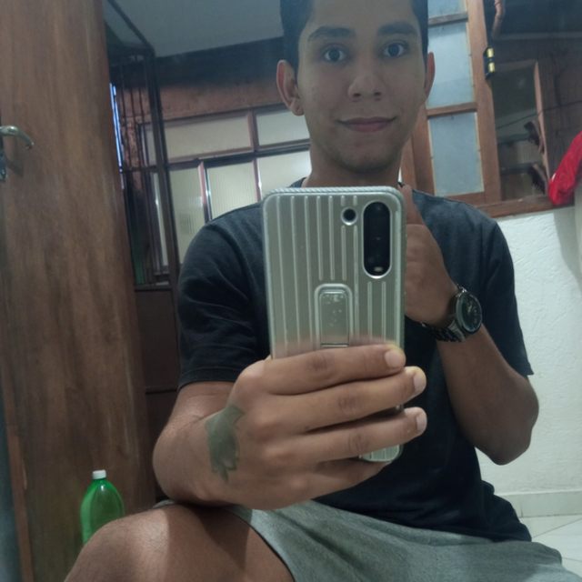 View Dinho02042000