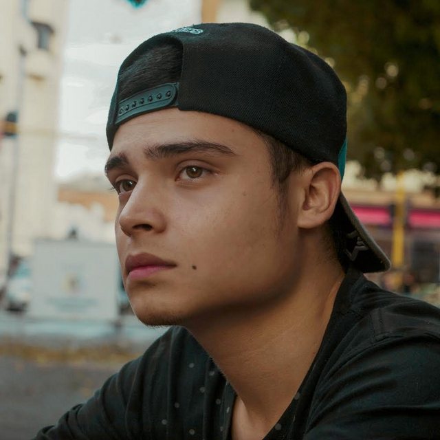 View Cristian Yasser
