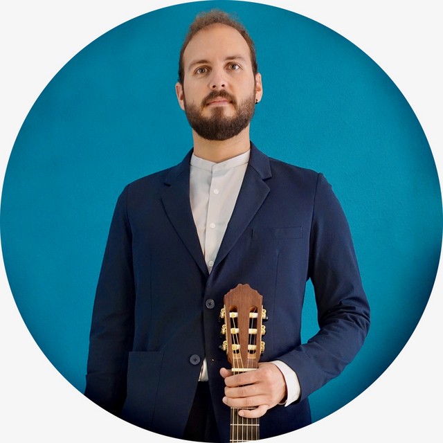 View eduardo_guitar