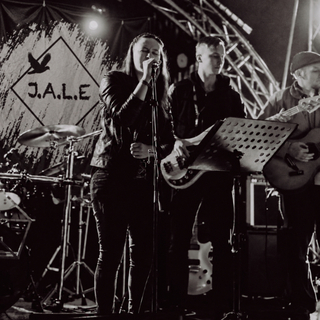 View J.A.L.E Musik