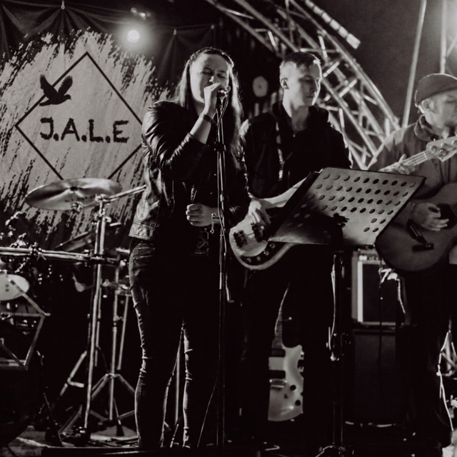View J.A.L.E Musik
