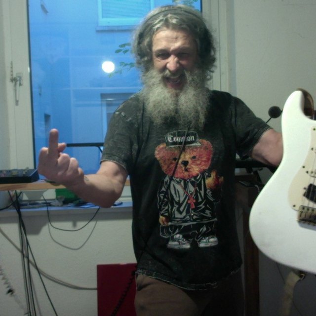 View mustafa-musicman