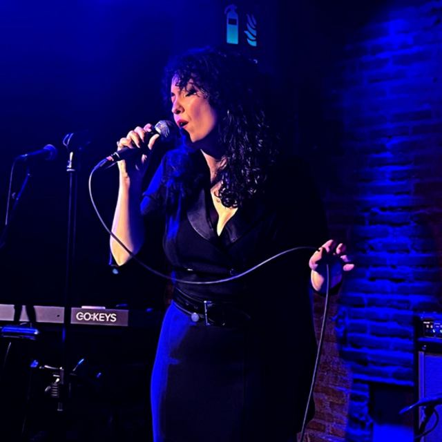 View LadyMagpie