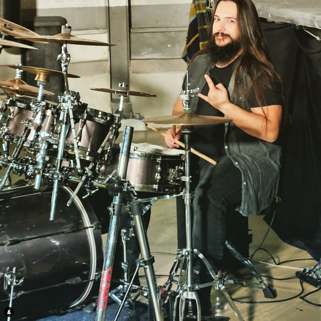 View Andrea_Mariani_Drummer