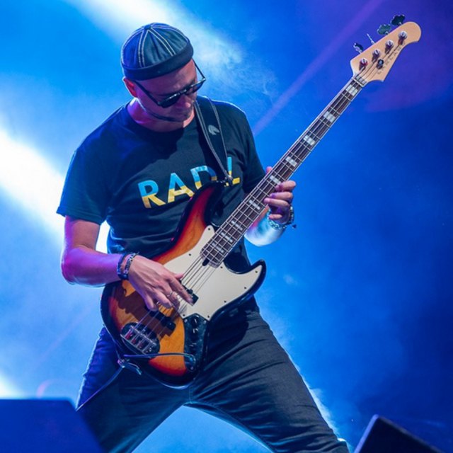 RADZ BASSIST