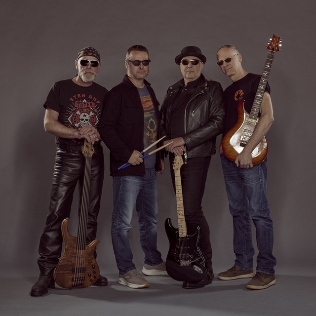 נוֹף Charlie Brown’s Parents