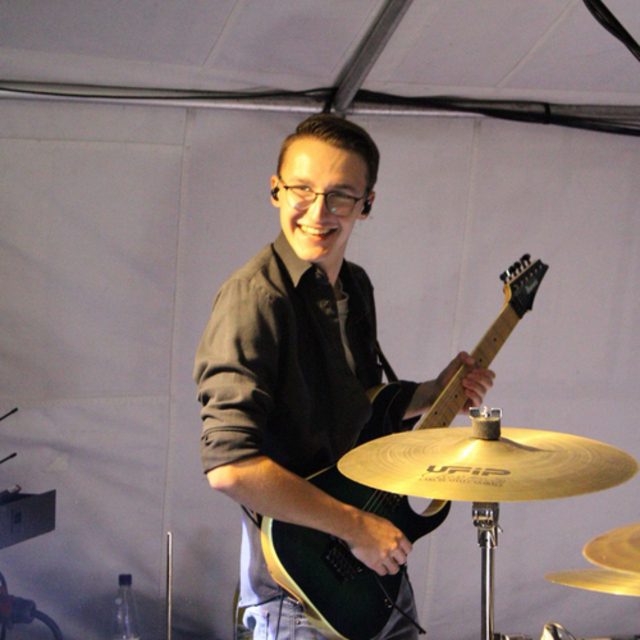 julian368694