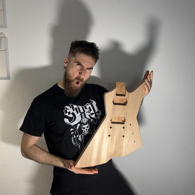 View SCL Guitars
