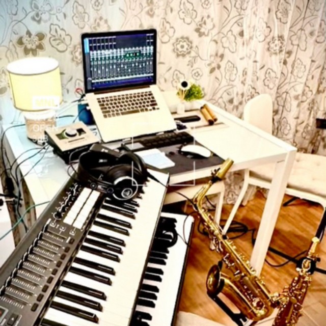 dkeysax369887