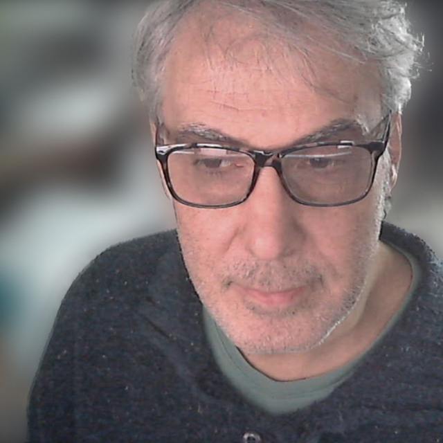 carlos370545