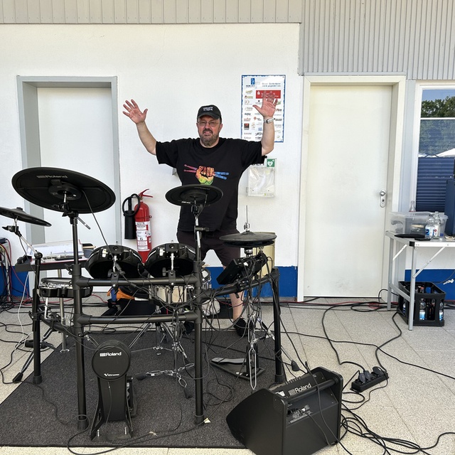 DrummerThomas