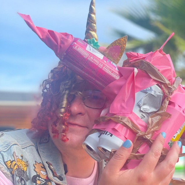 נוֹף Tom „Unicorn“