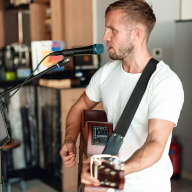 View James_McCabe_Music