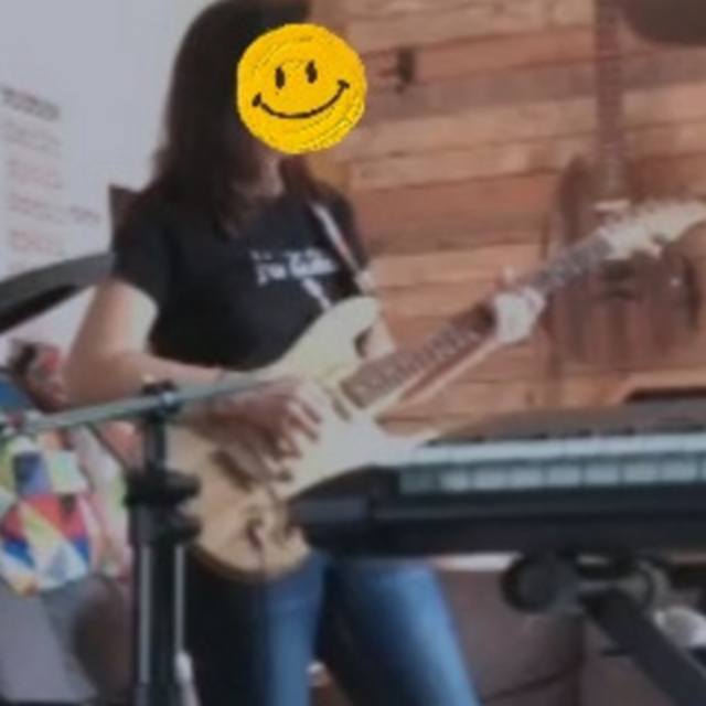View lullyguitar