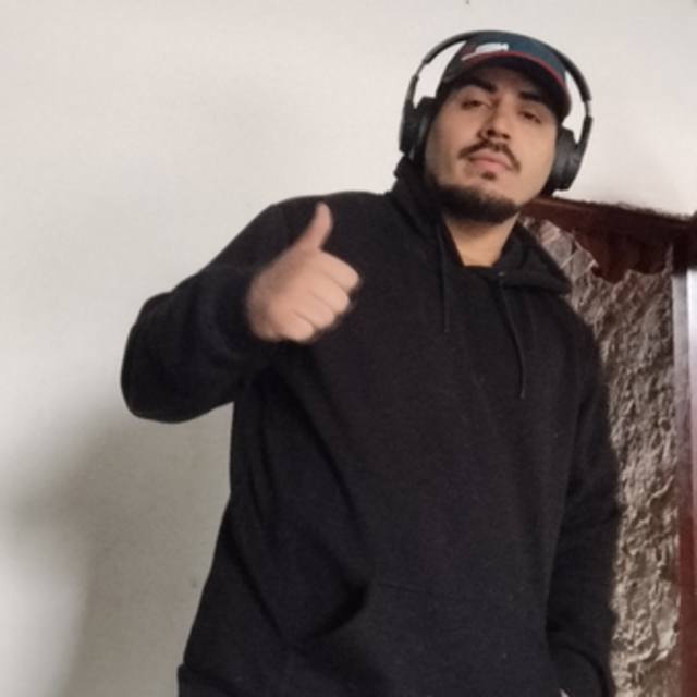 View Fernandinho Silva