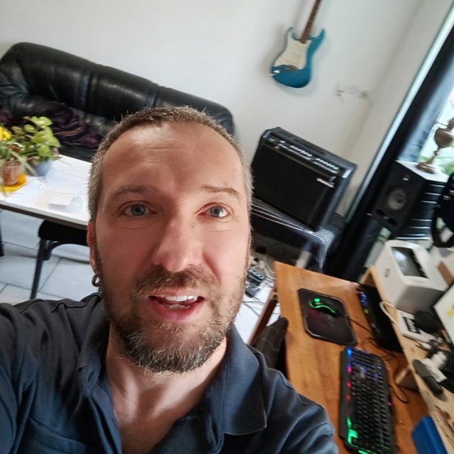 View mickael381574