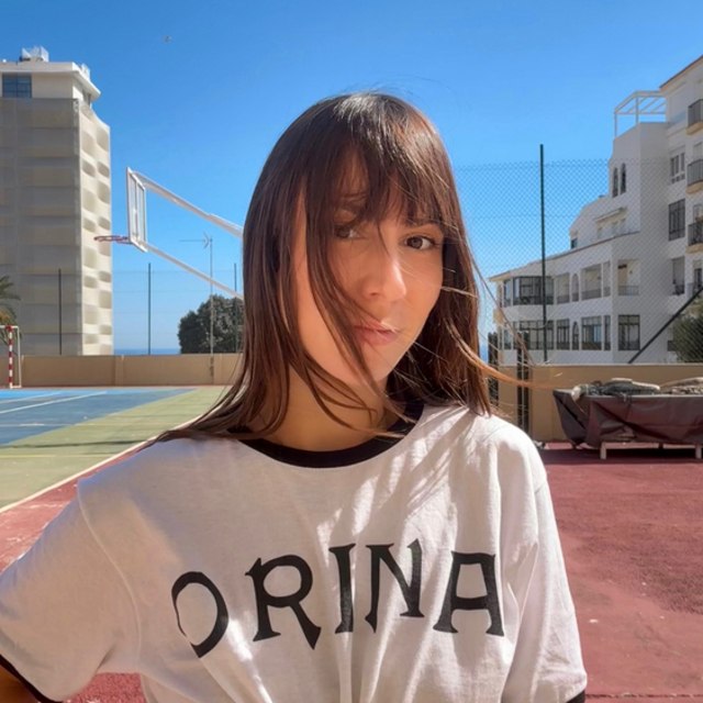 View laura381642