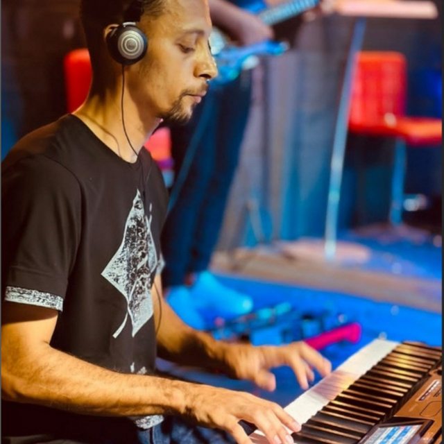 View Herbert Resende