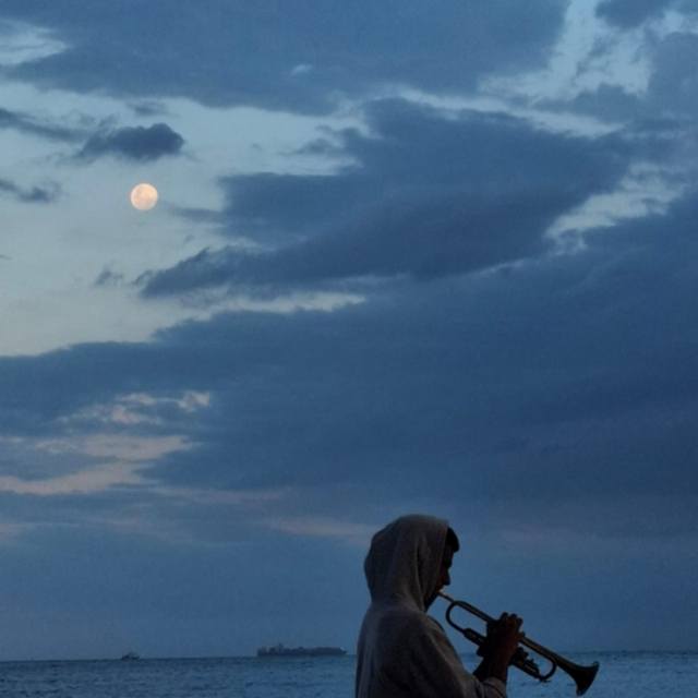 View abner_trompetista