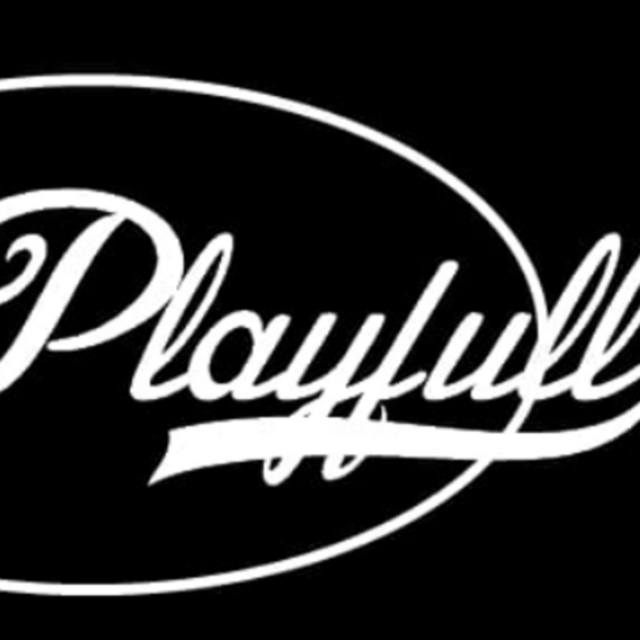 View laurettePlayfull
