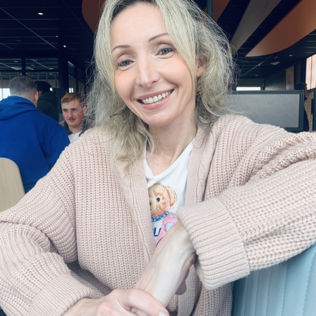 View Pianobarlady