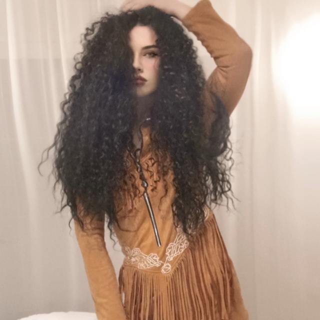 View Kiki Florentine