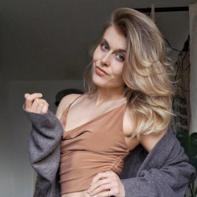 נוֹף vivien394378