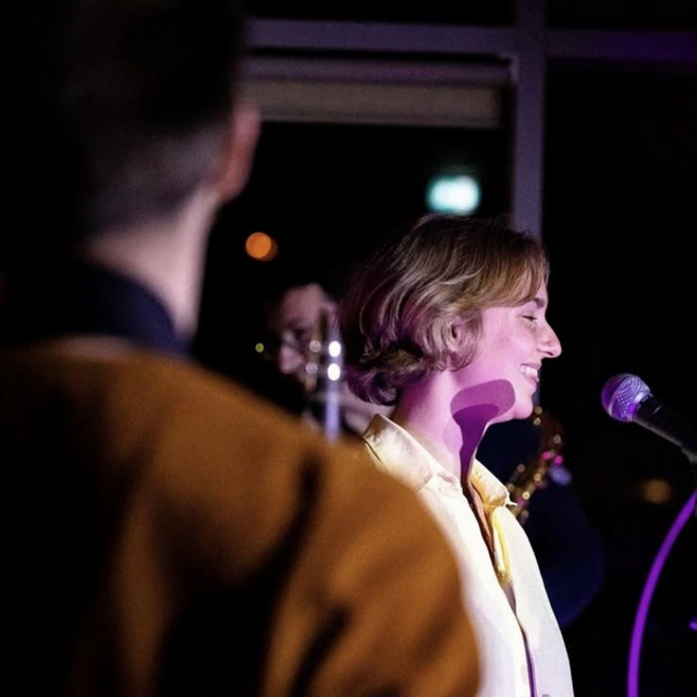 נוֹף lydia395688