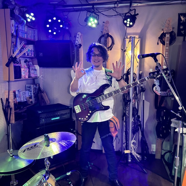 View こういち