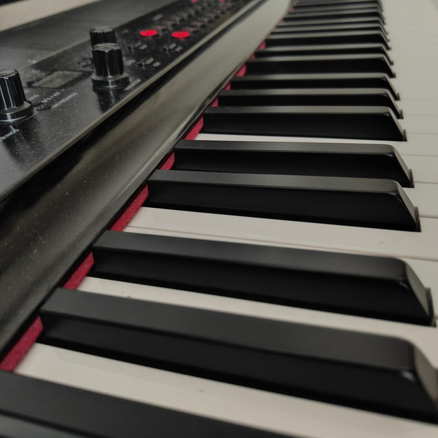 View pianodennis