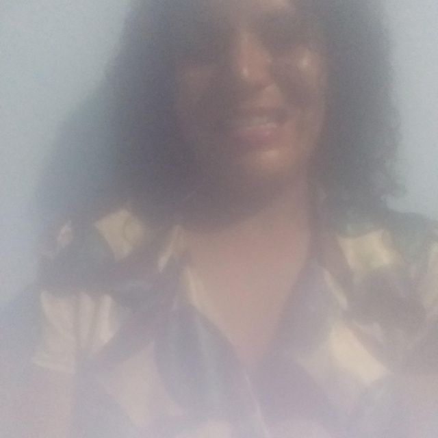 View Cantora Quesia Ribeiro