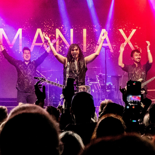 View MANIAX